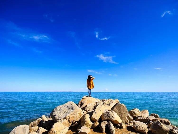 龙庆峡，山重水复疑无路